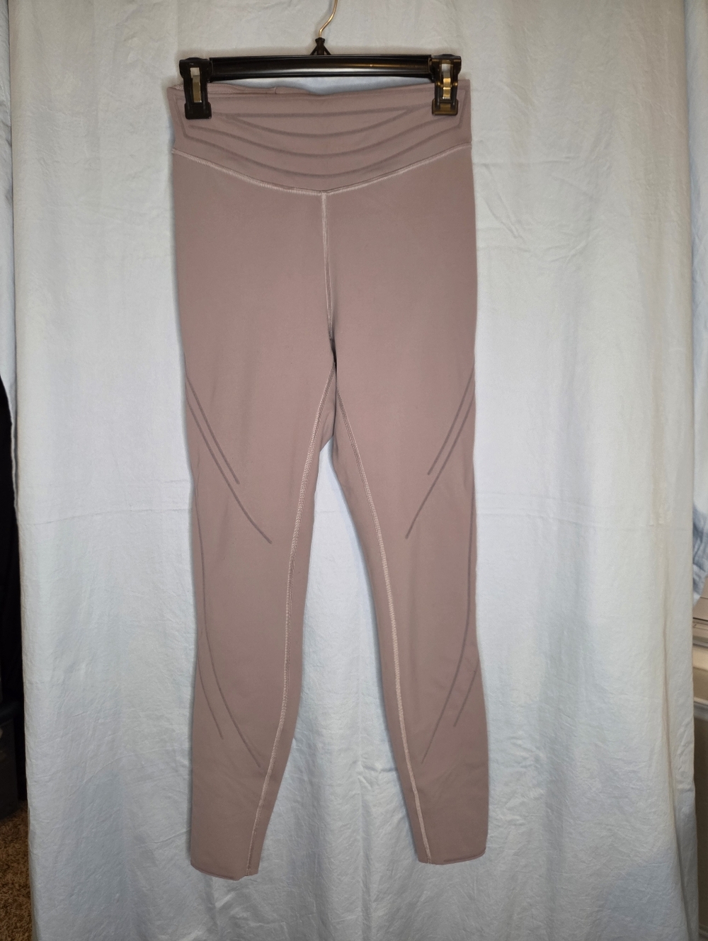 Lululemon Get In Line Super High-Rise Tight in Violet Verbena - Size 8